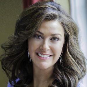 Meet your Posher, Lori d.